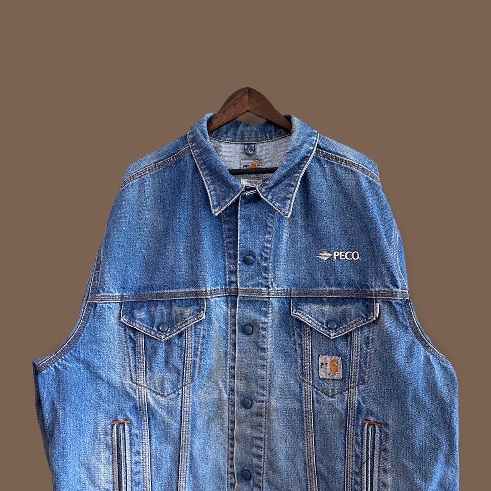 Vintage Men’s Carhartt Denim Blue Workwear Jacket